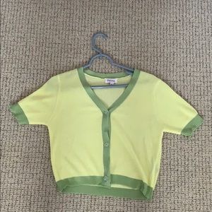 Verge girl green and light yellow top